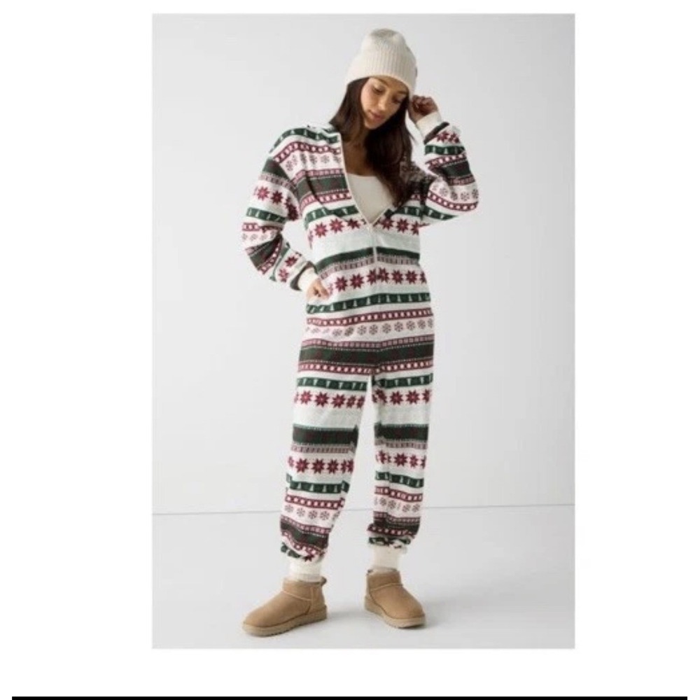 NWT Fabletics Women's Size S,M,L Cozy Fleece Hooded One peice pajamas Christmas